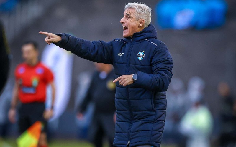Técnico Luís Castro acredita em um segundo semestre melhor para o Tricolor | abc+