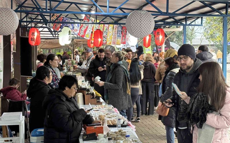 Chuva diminuiu o movimento em relação às edições anteriores da Feira da Colônia Japonesa