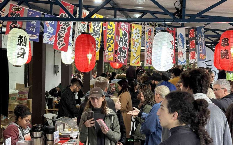 Chuva diminuiu o movimento em relação às edições anteriores da Feira da Colônia Japonesa