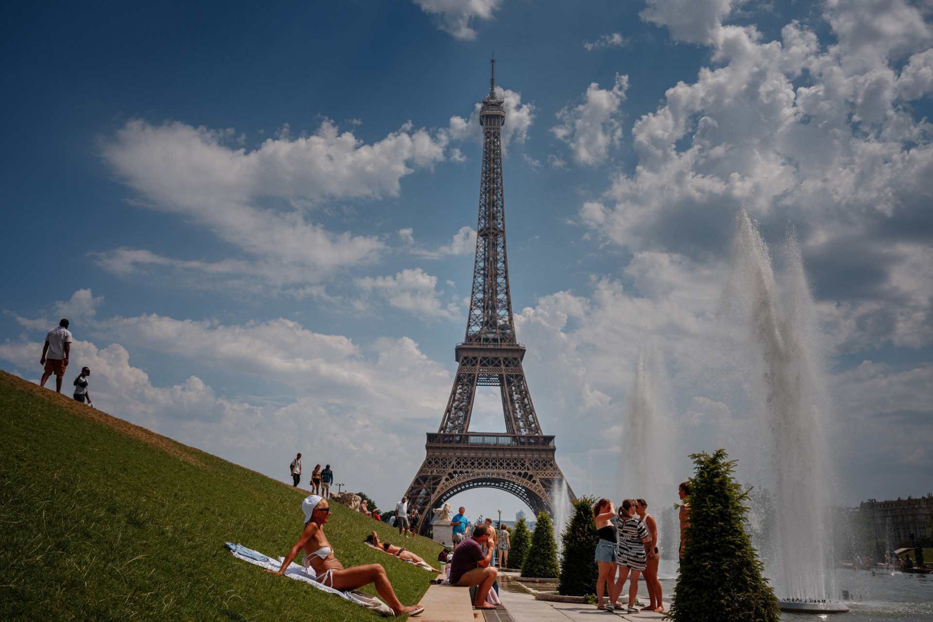 Veja as últimas notícias sobre a onda de calor que atinge parte da Europa