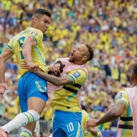 PELA COPA: Brasil decola na cidade da Nasa, mas Houston, nós temos um problema