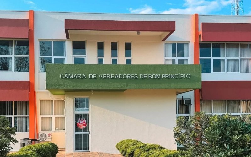 A taxa de inscrição possui o valor de R0