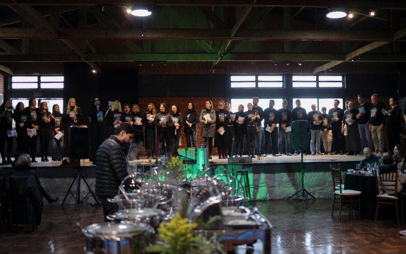 Feijoada arrecadou recursos para reformas no Instituto Santíssima Trindade