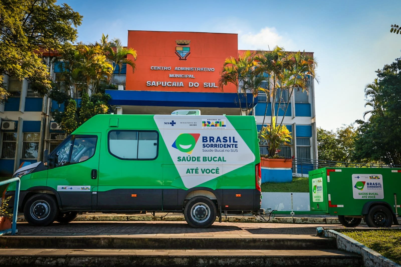 Sapucaia do Sul recebe sua nova Unidade Móvel Odontológica