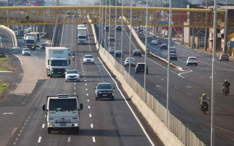 Infrações dentro dos veículos poderão ser flagradas por câmeras na BR-116 | abc+