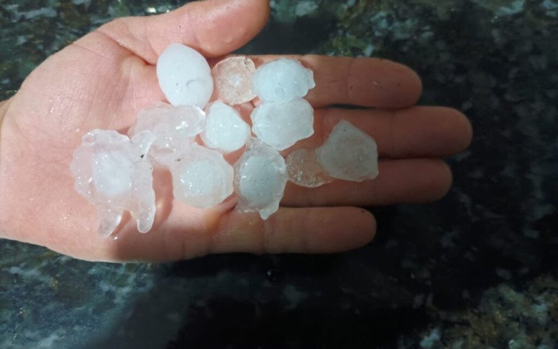 Granizo em Timbó Grande, Santa Catarina | abc+