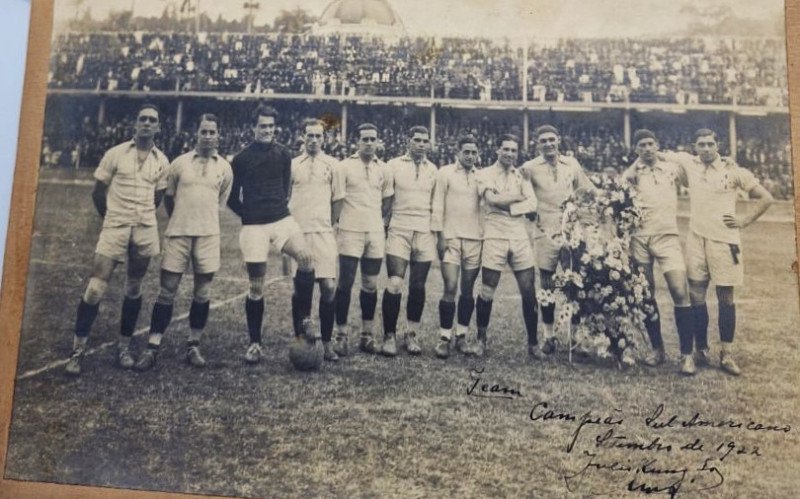 Seleção Brasileira campeã do Sul-Americano de 1922