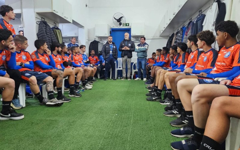 Aimoré fez apresentação oficial do elenco para a Divisão de Acesso na tarde desta quarta-feira (1º)