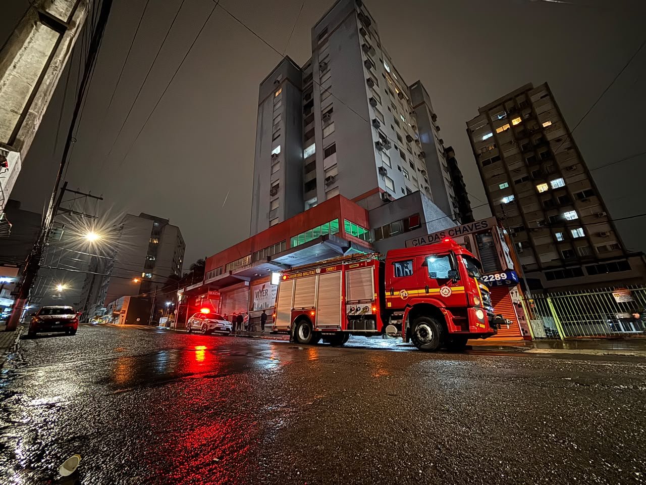 Pane elétrica e morte de pet: O que se sabe sobre incêndio que atingiu apartamento em Novo Hamburgo