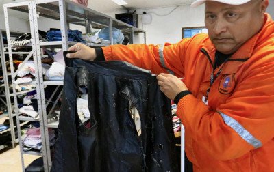 "Só não vale roupa rasgada": Defesa Civil de Canoas aponta que 15% das doações são impróprias para uso