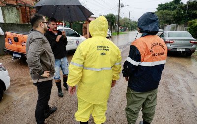 Defesa Civil de Porto Alegre emite alerta até domingo e monitora nível do Guaíba