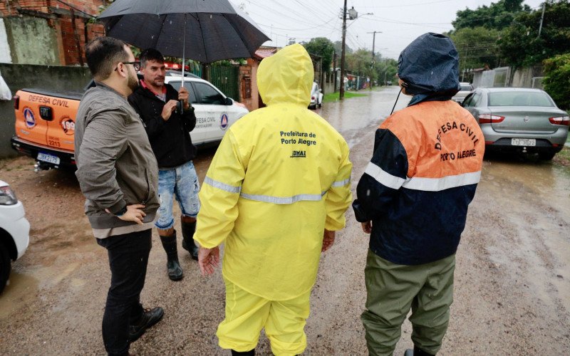 Defesa Civil de Porto Alegre emite alerta e monitora a região das ilhas | abc+