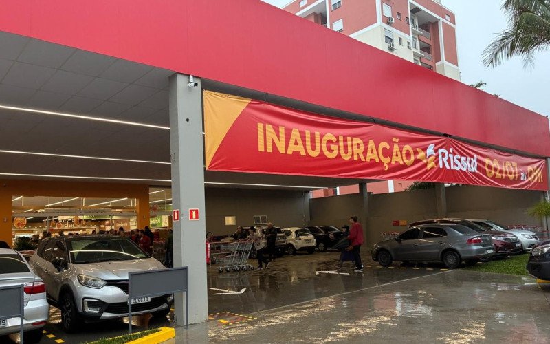 Rissul inaugura nova loja em Esteio