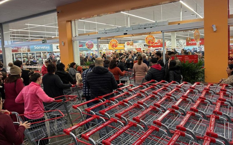Rissul inaugura nova loja em Esteio