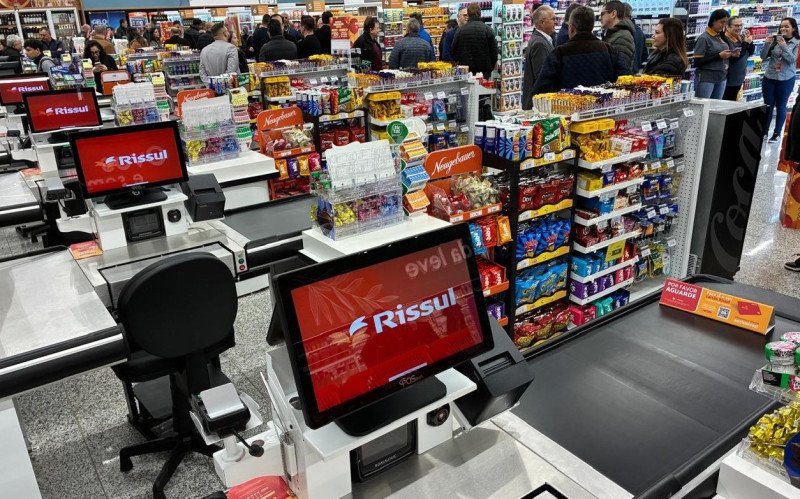 Rissul inaugura nova loja em Esteio