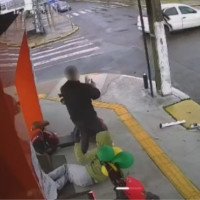 VÍDEO: Guarda municipal reage e mata suspeito de assalto no Vale do Sinos