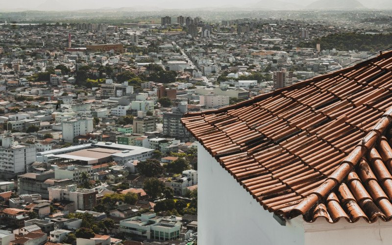 Casa ocupada por virar propriedade após 5 anos? O que diz a lei sobre usucapião | abc+