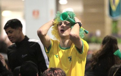 Em Canoas, torcida lamenta eliminação do Brasil na Copa do Mundo
