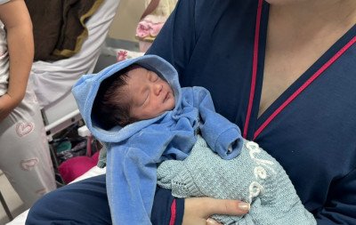 Nasce milésimo bebê de 2026 no Hospital de Novo Hamburgo e momento histórico emociona