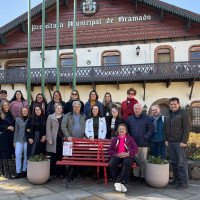 Gramado inaugura novas estruturas da campanha Banco Vermelho em combate à violência contra a mulher