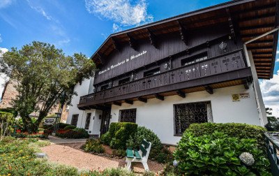 Câmara de Gramado aprova ampliação das licenças-maternidade e paternidade para servidores públicos