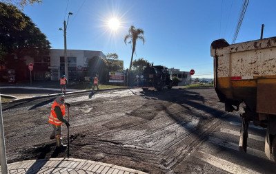 Atenção, motoristas: rótula da Marcílio Dias tem bloqueios para novo recapeamento