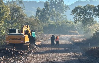 Obra de pavimentação interdita principal acesso ao bairro Rincão Gaúcho por cerca de três semanas em Estância Velha