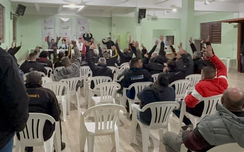 Assembleia em que estado de greve foi aprovado ocorreu nesta terça-feira (7)