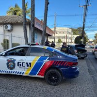 Veículo roubado é interceptado pela GCM no Centro de São Leopoldo