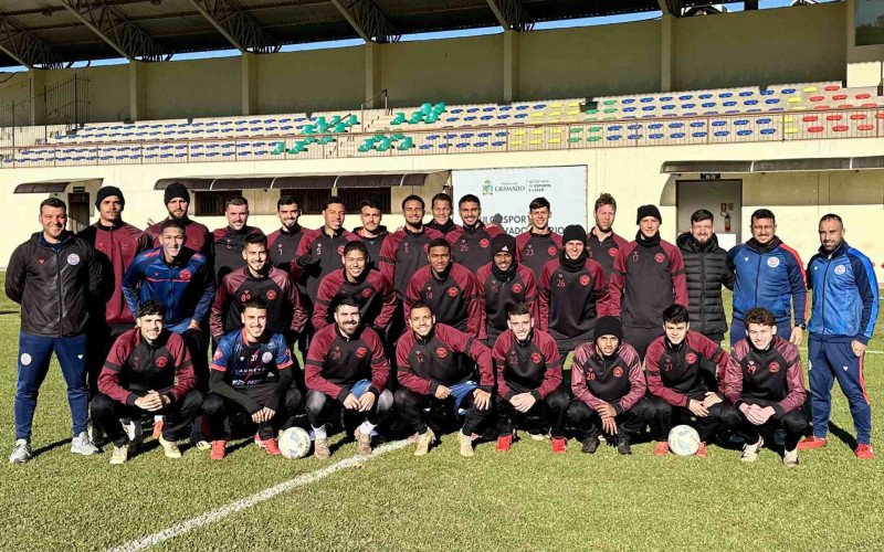 Grupo se prepara para as duas partidas da grande final da competição