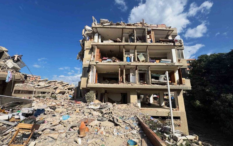 Cenário de destruição total na Venezuela