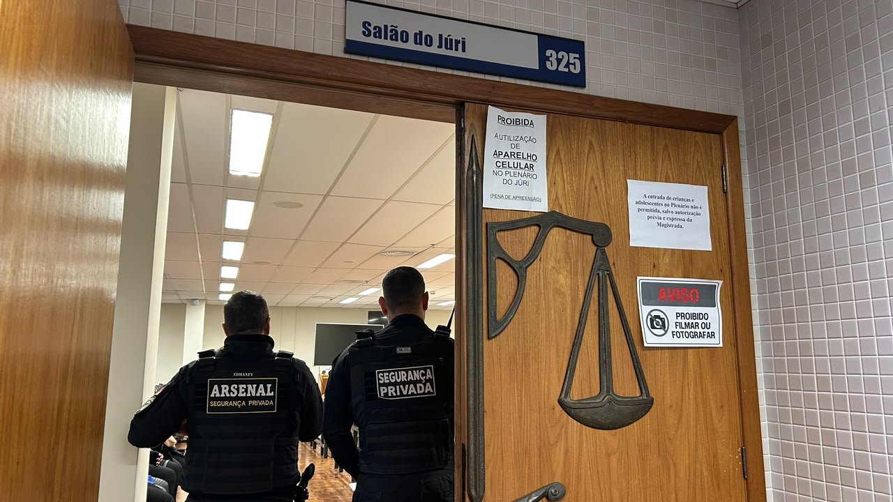 “A filha estava a poucos palmos de distância”, diz policial em júri de homem acusado de matar companheira em Novo Hamburgo