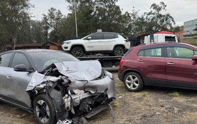 RS-239: Idoso fica ferido em acidente envolvendo três carros na região