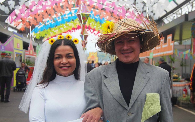 Carina Santos e Rochele Feijó, professoras da EMEF Princesa Isabel