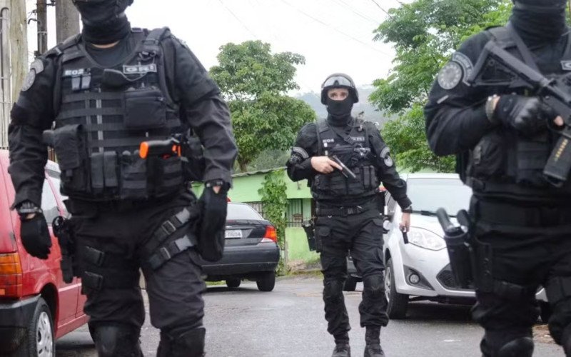 As investigações prosseguem para identificar a dinâmica do crime | abc+