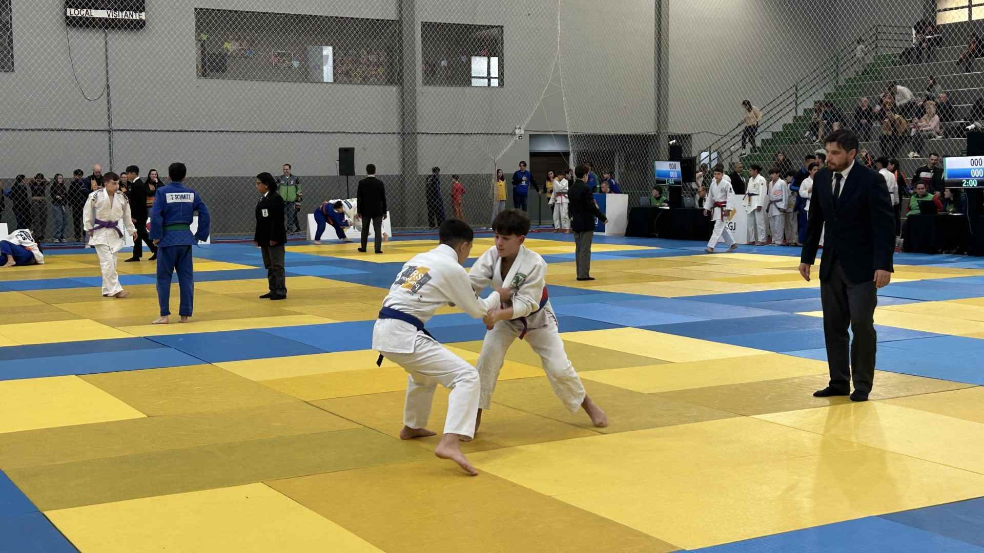 De crianças de 4 anos a sêniores: Campeonato de judô leva 600 atletas para etapa regional em Sapiranga