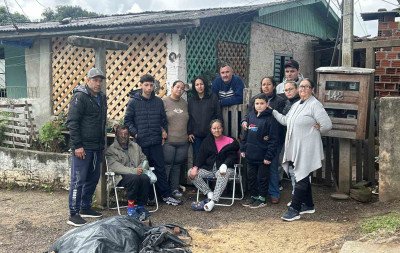 Idosa que perdeu a filha em incêndio em Novo Hamburgo pede ajuda para recomeçar a vida