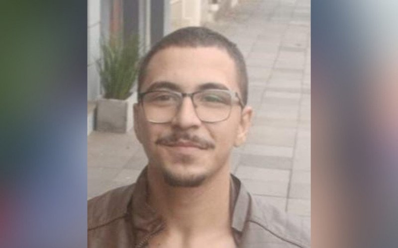 Gabriel de Almeida Prediger, 22 anos, está desaparecido desde a noite de sábado (11), em São Leopoldo