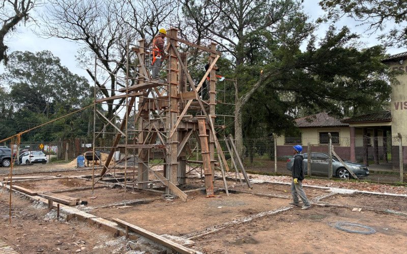 Construção do poço dos elevadores na Casa do Imigrante