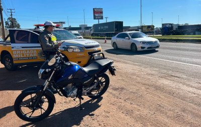 RS-240: Motociclista colide em carro e fica ferido em Portão