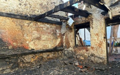 Vaquinha busca ajuda para artista plástico que teve casa e ateliê atingidos por incêndio em São Leopoldo