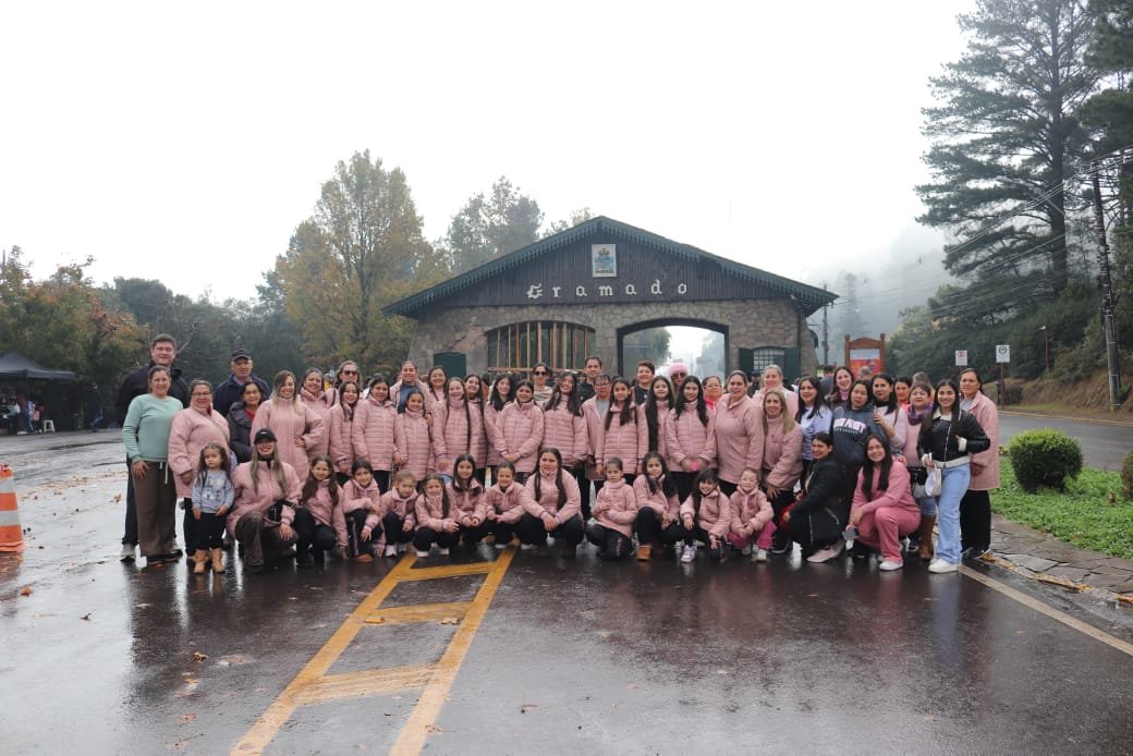 “Estavam muito animados e encantados com a região”: Delegação de bailarinas visitou pontos turísticos de Gramado e Canela