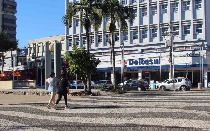 Temperaturas altas permitiram o uso de roupas mais leves