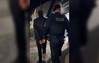 Mãe venezuelana e bebê de 2 anos são expulsas de casa e agredidas no Vale do Sinos