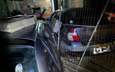 Motorista sem CNH atinge casa e fica ferido no Vale do Sinos