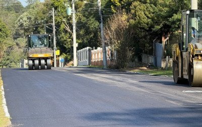 Gramado recupera vias e faz pavimentação em locais do interior; confira