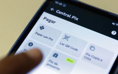 Por que Donald Trump odeia o Pix brasileiro? Entenda como o modelo de pagamentos eletrônicos desafia os EUA