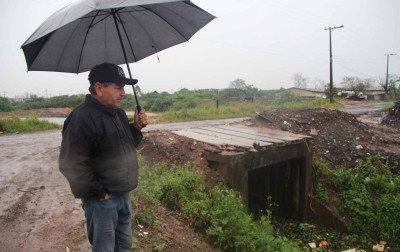 Mesmo sob alerta vermelho do Inmet, Novo Hamburgo registra apenas alagamentos pontuais e mantém monitoramento