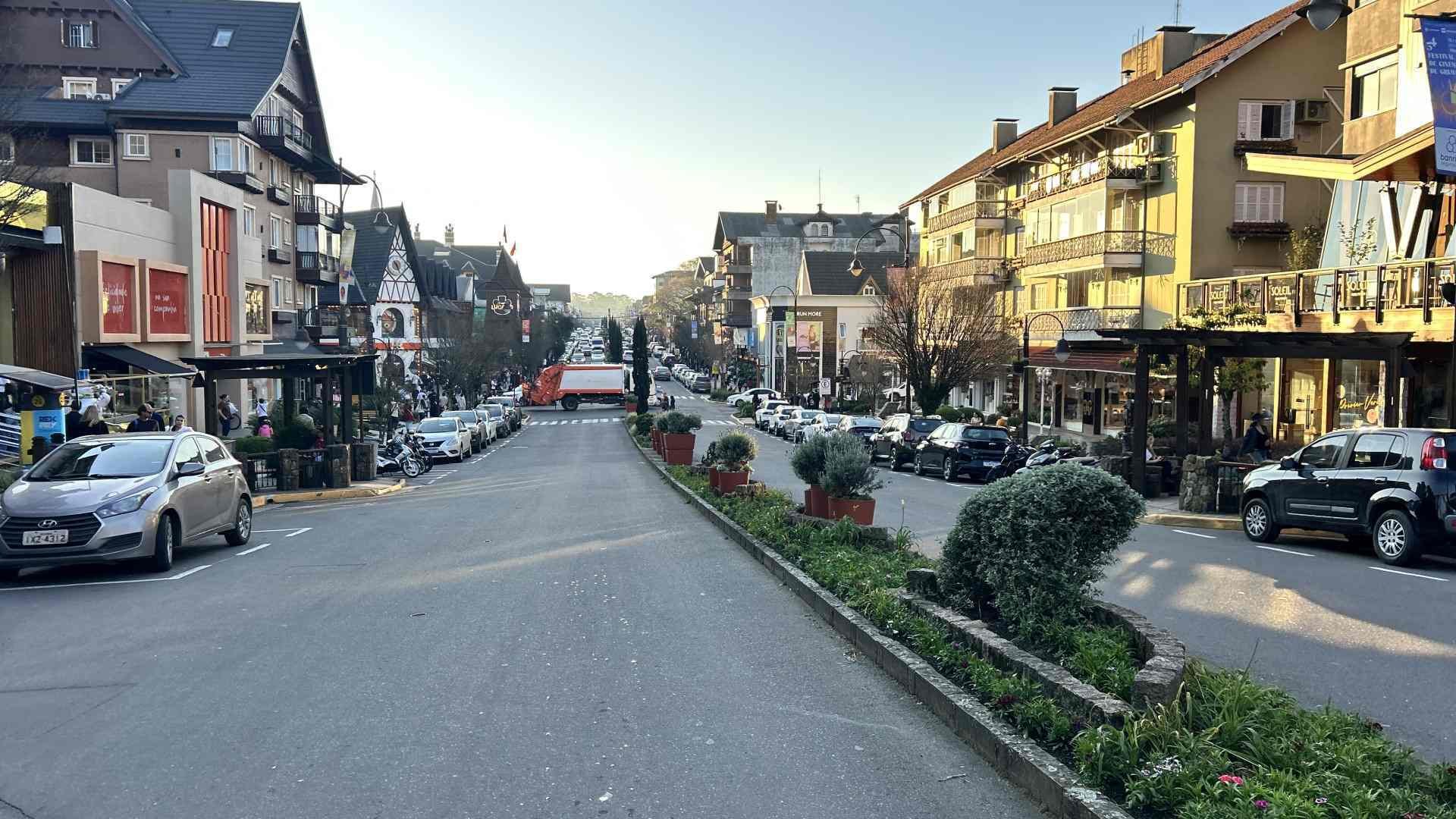 Antes do sol nascer: A rotina matinal de Gramado que poucas pessoas conhecem