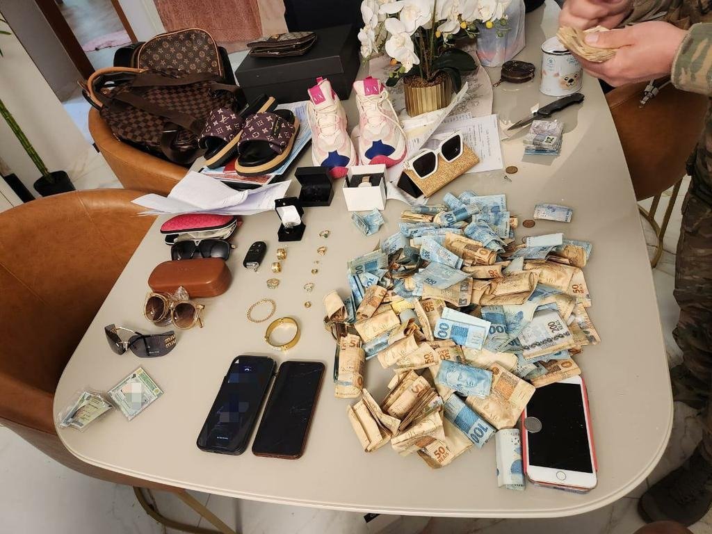 Mulher que escapava de operações policiais desde 2024 é capturada em Novo Hamburgo
